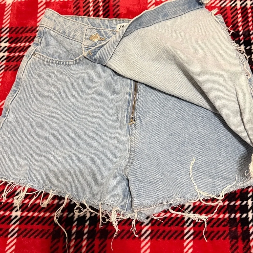 Zara Light Blue Frayed Denim Shorts